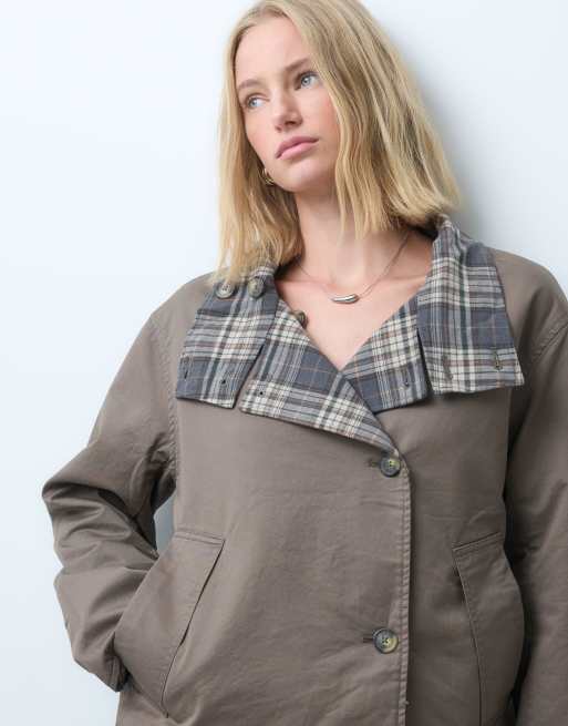 Object funnel neck reversible check short trench coat in brown, 2 of 4