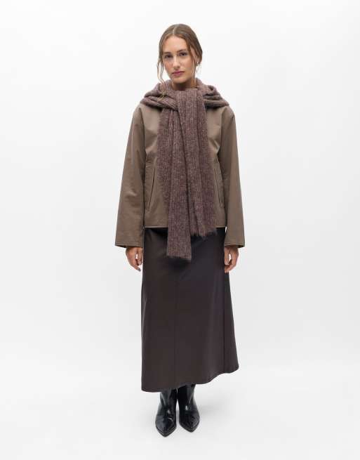 Object halsduk i chicory coffee, 3 av 4