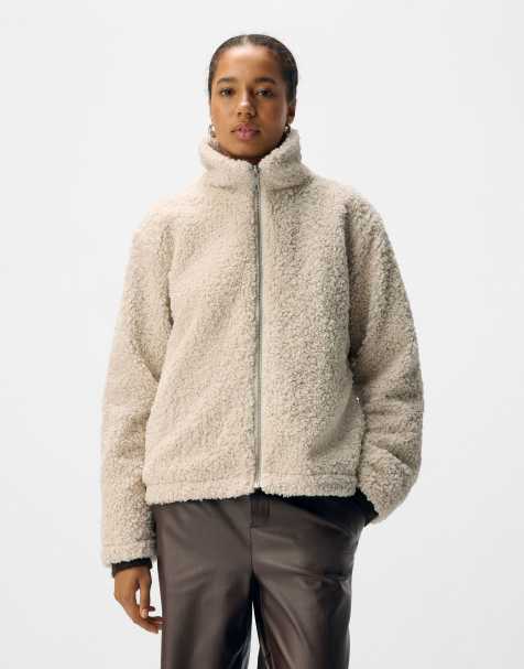 Object Jacket in white sand - view 1
