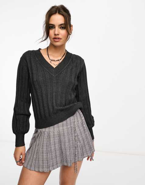 knitted rib v neck sweater in dark gray