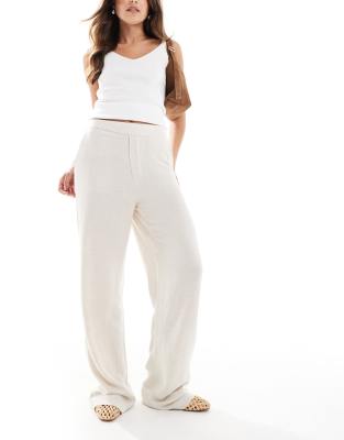 linen touch wide leg pants in cream-White