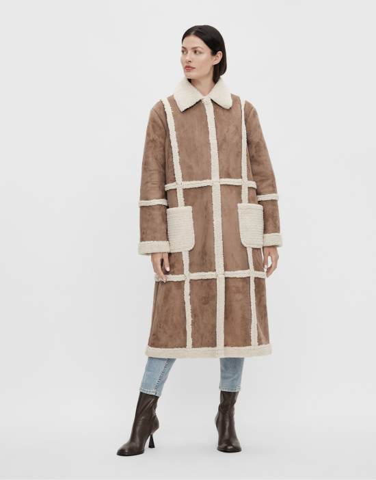 https://images.asos-media.com/products/object-long-coat-with-borg-seam-detail-in-beige/201200335-4?$n_550w$&wid=550&fit=constrain