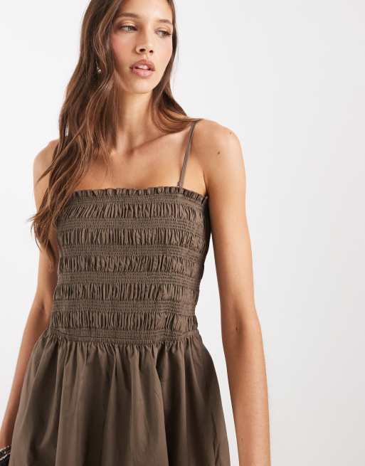 Object – Midi-Trägerkleid in Morchelbraun mit gesmoktem Oberteil , 2 von 4