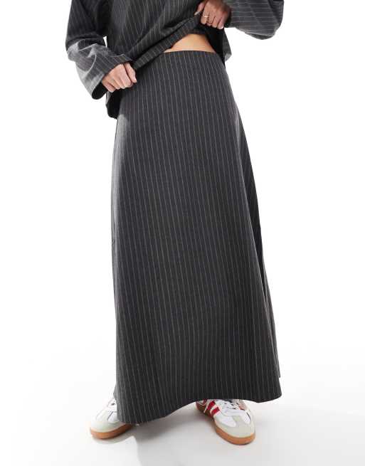 Object - Midi volumerok in grijze krijtstreep, deel van co-ord set, 2 van 5