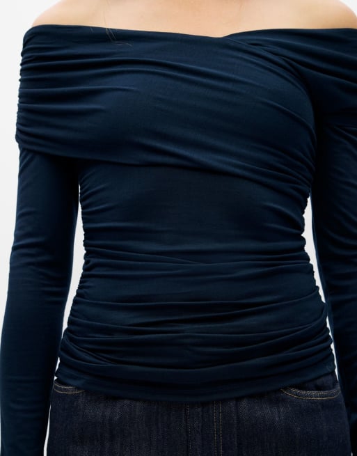 Object Off-shoulder top in sky captain1, 4 of 5