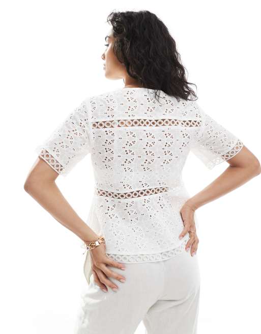 Object - Opengewerkte geborduurde top met peplum zoom en korte mouwen in crème, 4 van 4