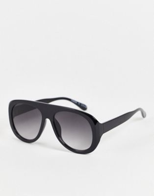 Object oversized sunglasses in black