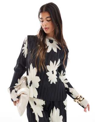 plisse long sleeve top in black flower print - part of a set