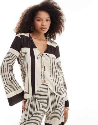 Object Plisse Tie Front Top In Brown Abstract Print - Part Of A Set