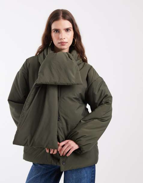 Object quiltad jacka med knappar framtill och sjaldetalj i djup khaki - view 1