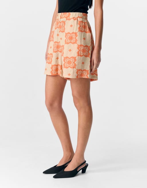 Object – Shorts in Sandmuschel
