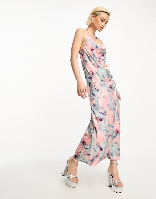 Object - Slip-midikjole med sløret akvarel-print i lyserødt satin