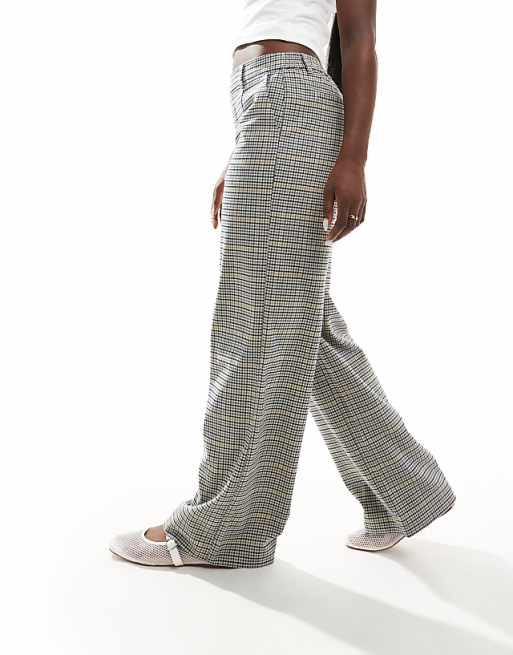 Pants in Multi Check Pants in Multi Check