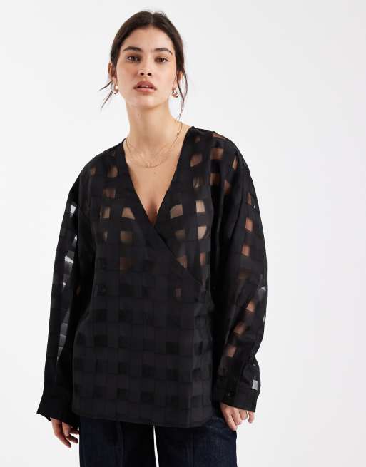 Object - Sort, transparent og oversized bluse med slå-om-design foran og ternet mønster