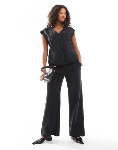 Object – Strukturiertes Set in Mittelgrau, aus kastiger Weste und Hose mit Ziernaht - view 1
