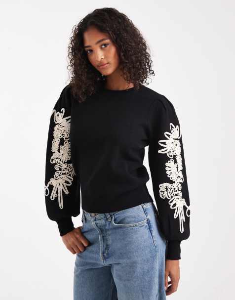 Object – Svart tröja med volymärmar och blomdetaljer - view 1