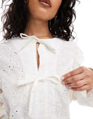 OBJECT TIE FRONT LONG SLEEVED BLOUSE WITH RUFFLES 