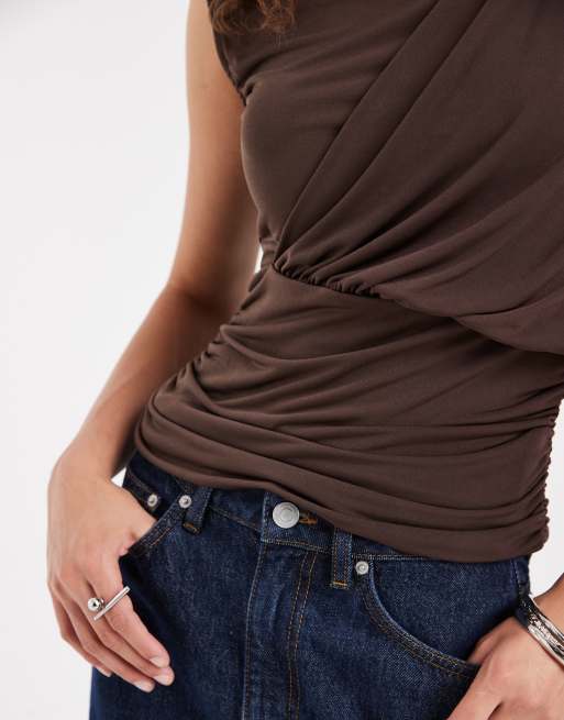Object - Top met gedrapeerde schouder en gerimpeld detail in chocoladebruin, 3 van 4