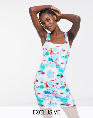 фото Облегающее платье с принтом asos made in kenya-белый