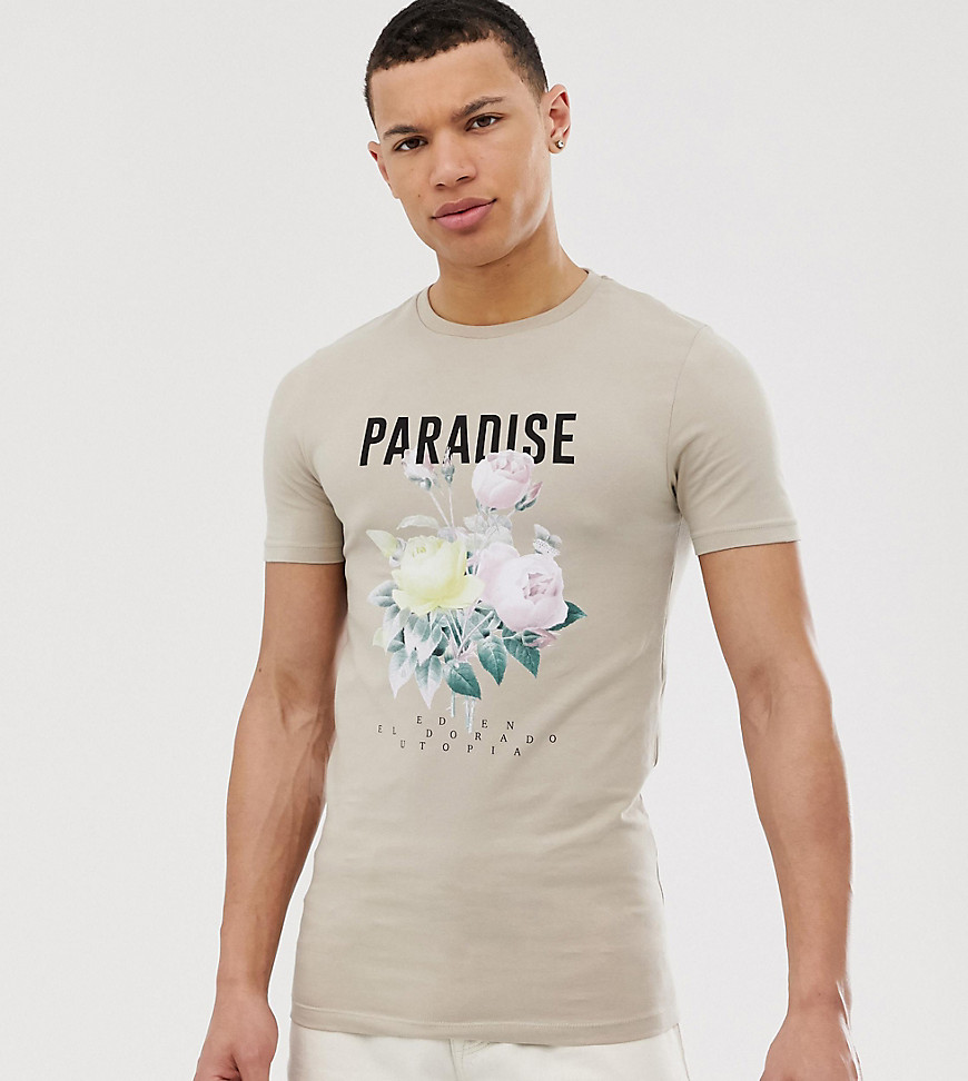 фото Обтягивающая футболка с надписью и цветочным принтом asos design tall-коричневый