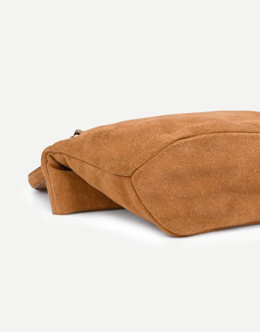Off The Hook Amos suede fold over shoulder bag in tan, 4 of 6