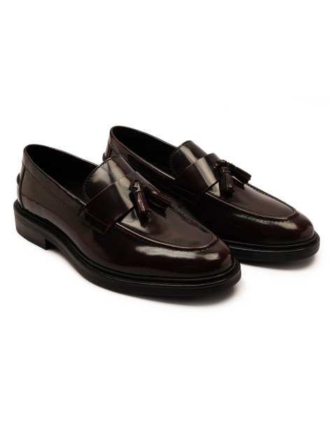 Off The Hook Blaine leather slip-on tassel loafers in wine - view 1