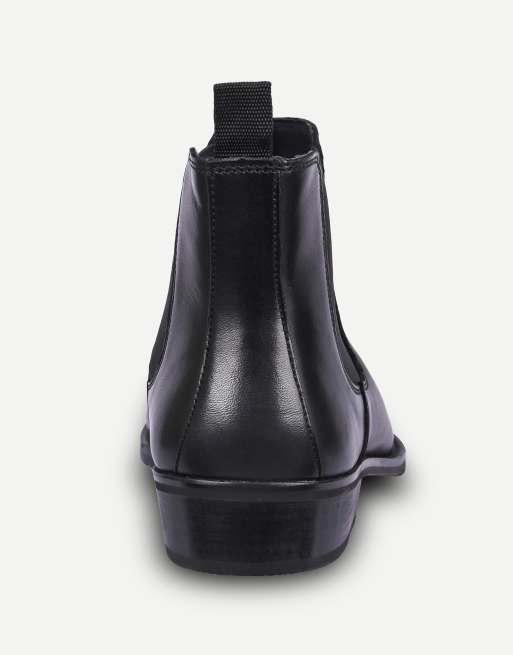 Off The Hook Eastwood leather chelsea boots in black, 7 of 7