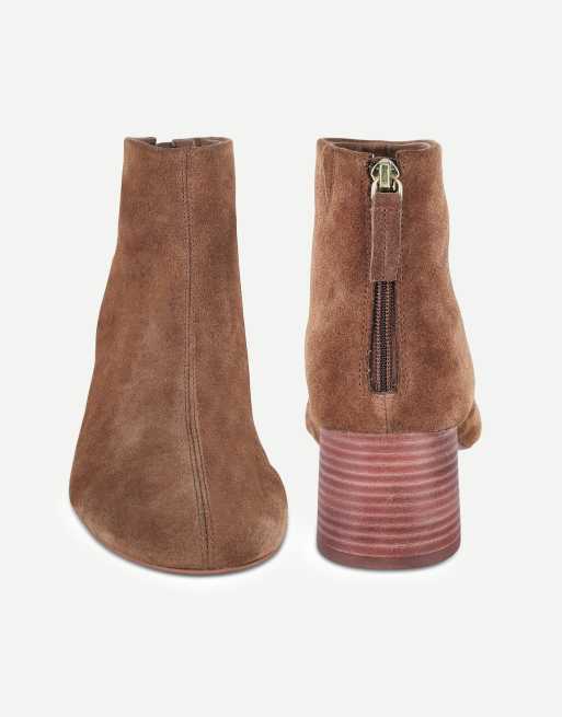 Off The Hook Elara suede block-heeled ankle boots in cognac suede, 4 of 7