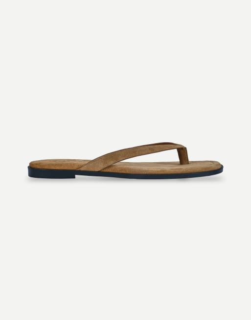 Off The Hook Freya toe flat thong sandals in tan suede, 3 of 7