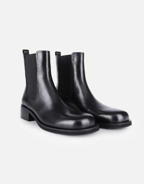 Off The Hook Halo leather chelsea ankle boots in black - view 1