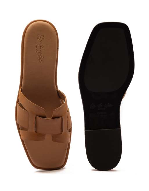 Off The Hook Heath leather slip on flat sandals in tan, 4 of 4