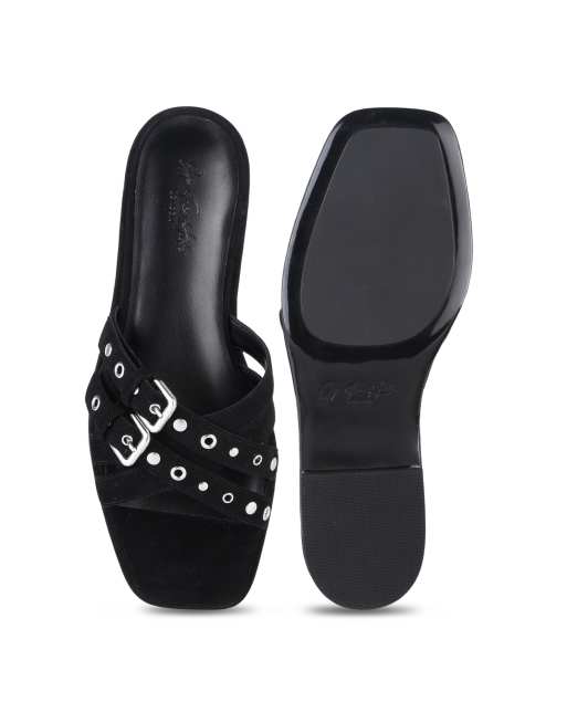 Off The Hook Isla suede leather eyelet strappy flat sandals in black, 4 of 4
