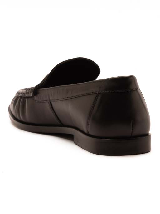 Off The Hook Keira leather penny ruched loafers in black, 4 of 4