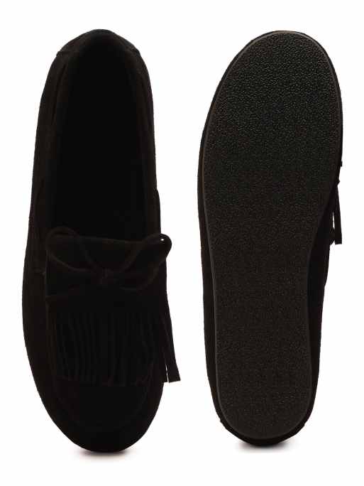 Off The Hook Kennet suede fringe moccasin loafers in black, 4 of 4