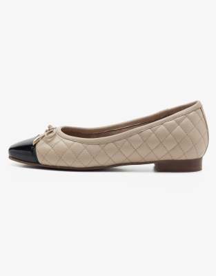 Off The Hook leather sloane ballet pumps in beige-Neutral