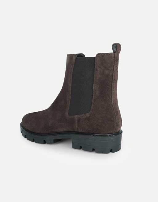 Off The Hook Nova suede chunky sole chelsea boots in brown suede, 3 of 6