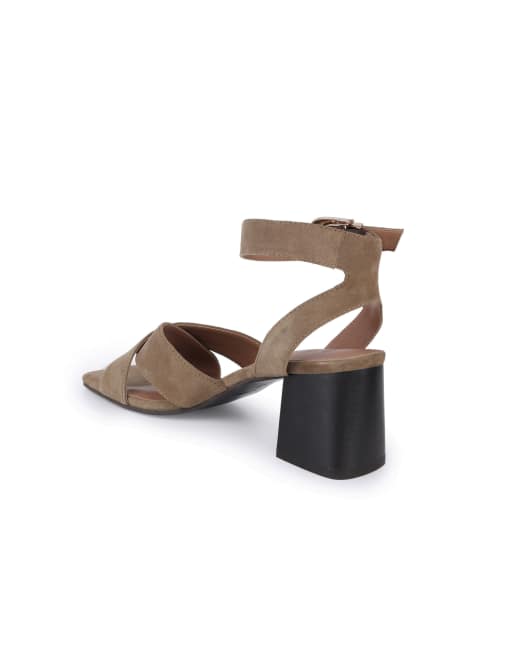 Off The Hook Ruby suede leather cross strap block heel sandals in olive, 3 of 4