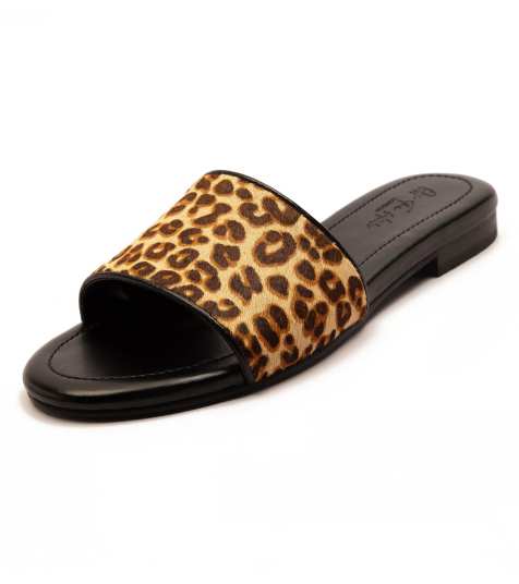 Off The Hook - 'Strand' - Platte leren sandalen met open teen in luipaardprint - view 1