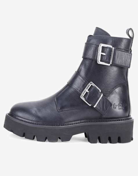 OFF THE HOOK 'SUTTON' Heel with Side Zip High-Ankle Black Leather Boots in Black - view 1