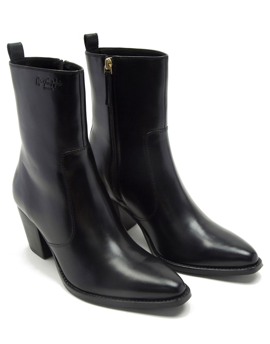 Off The Hook tower premium leather ankle zip boots in black