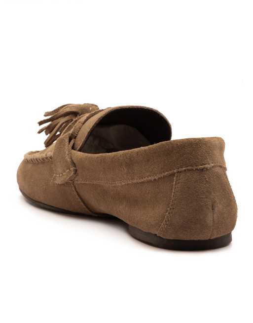 Off The Hook Walbrook suede leather tassel loafers in taupe, 3 of 4