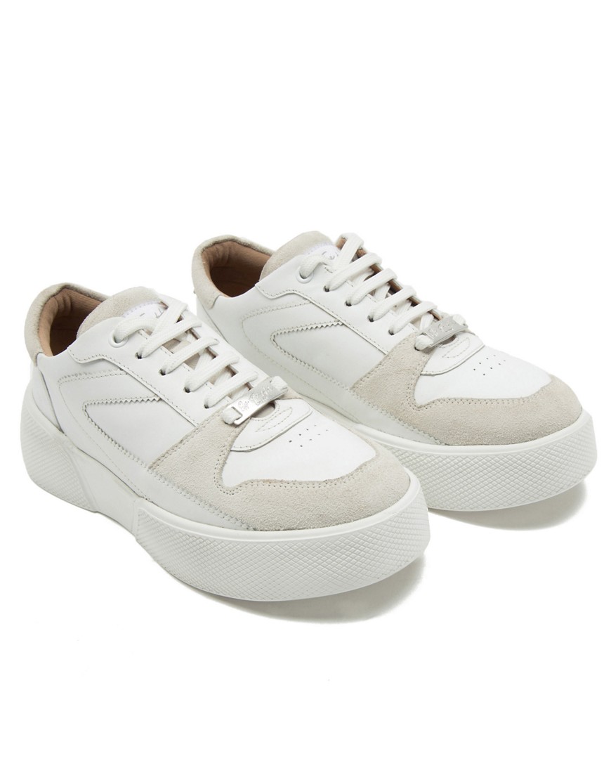 Off The Hook wimbledon lightweight walking leather lace-up trainers shoes in white