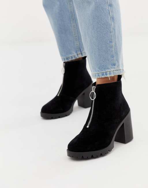 Black suede 2025 chunky heel boots