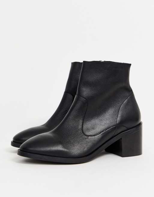 Office 2025 alford boots