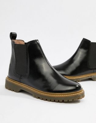 office ali chelsea boots