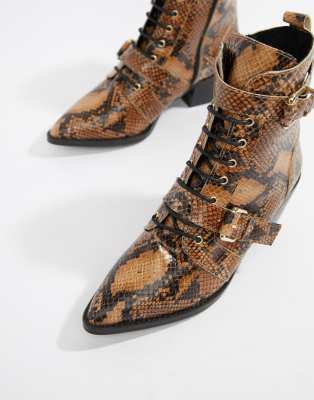 bottines effet peau de serpent