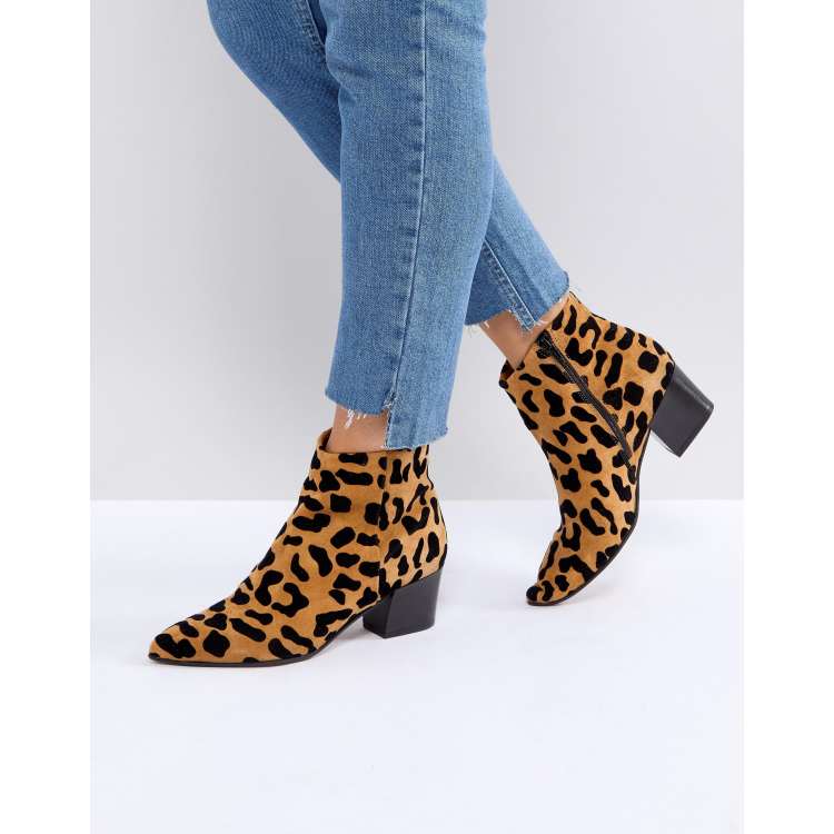 Blue leopard 2024 print boots