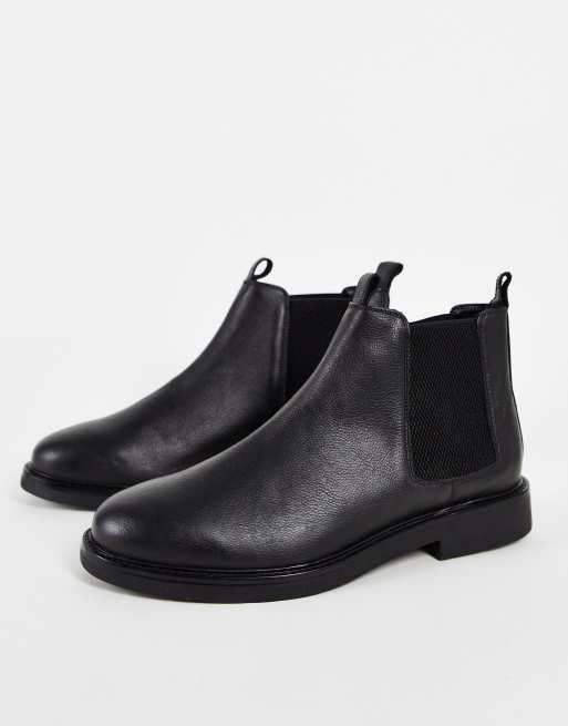 Office – Boss – Svart grova chelseaboots i läder 