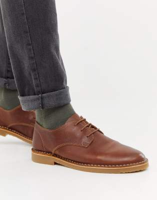 office desert boots