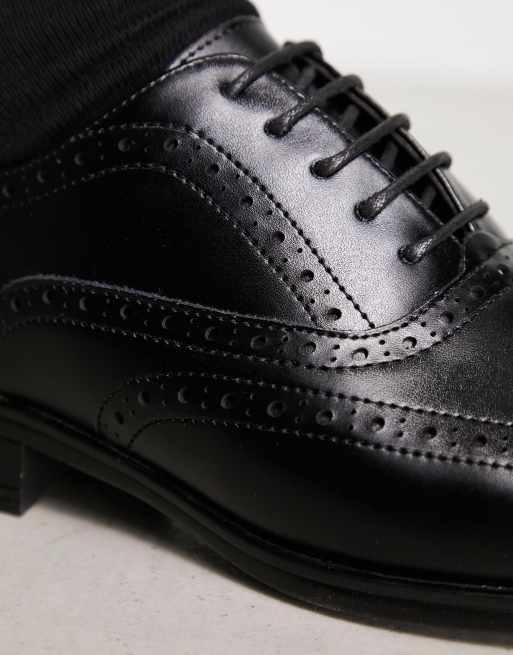 オフィス メンズ スニーカー シューズ Office macro brogues in black